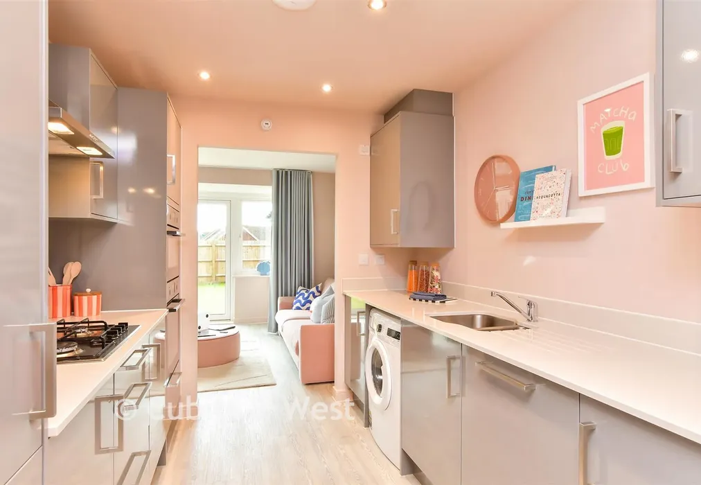 Kitchen - Elizabeth Square, Sword Street, Worthing, West Sussex - Wards of Kent
