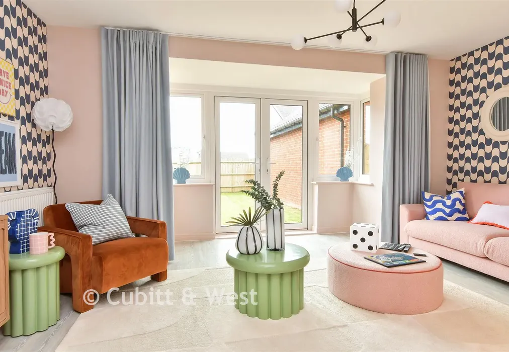 Family Room - Elizabeth Square, Sword Street, Worthing, West Sussex - Wards of Kent