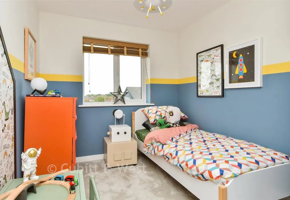 Bedroom 4 - Elizabeth Square, Sword Street, Worthing, West Sussex - Wards of Kent