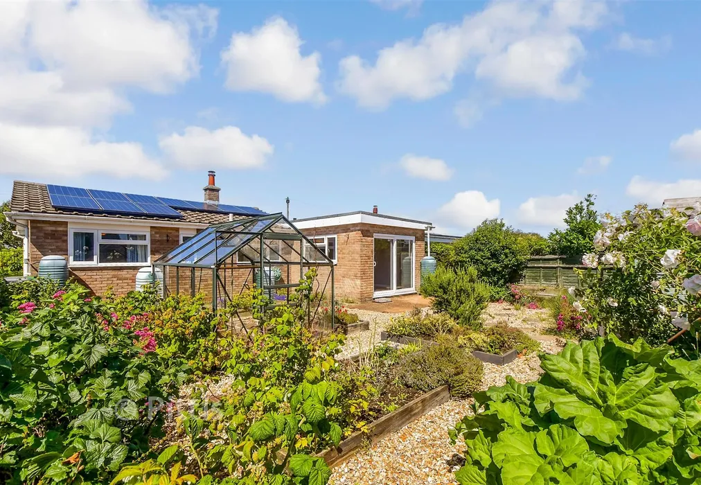 Swimming Pool - Redlake Road, Freshwater, Isle of Wight - Wards of Kent