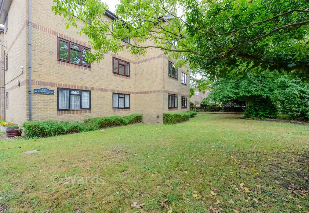 Communal Gardens - Erith Road, Belvedere, Kent - Wards of Kent