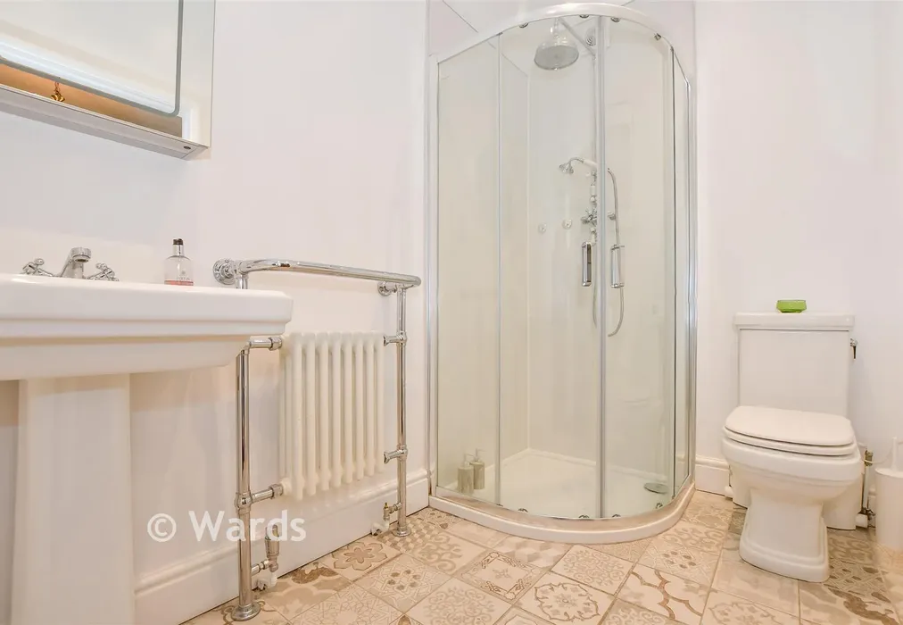 En-Suite Shower Room - School Lane, Wouldham, Kent - Wards of Kent
