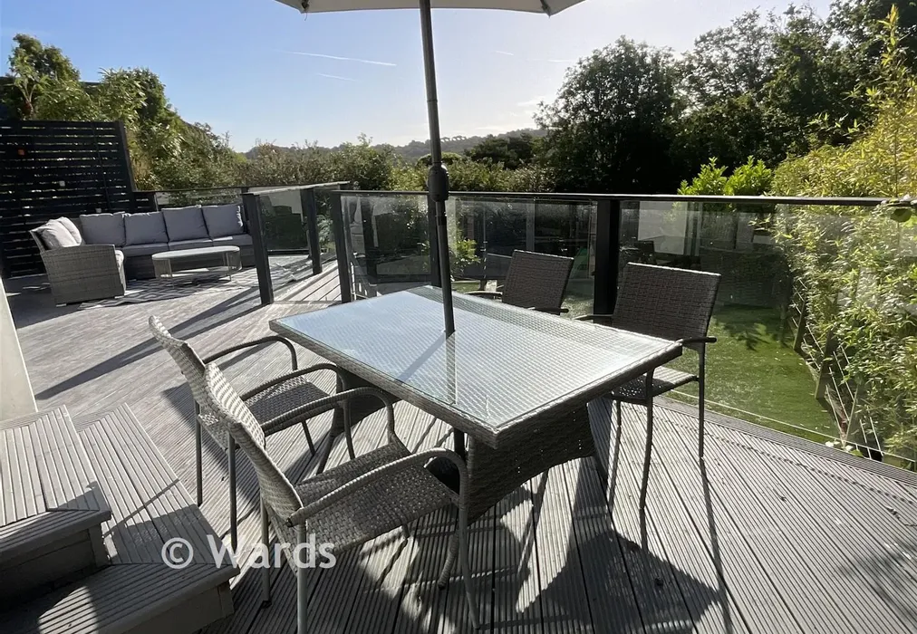 Garden - High Ridge, Seabrook, Hythe, Kent - Wards of Kent