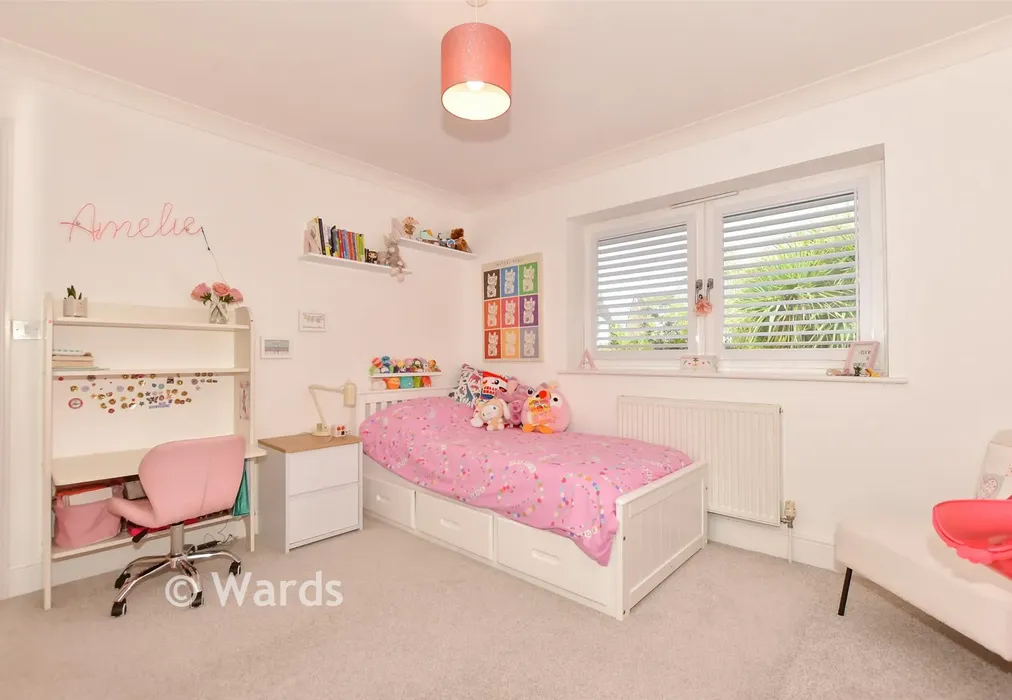 Bedroom 2 - High Ridge, Seabrook, Hythe, Kent - Wards of Kent