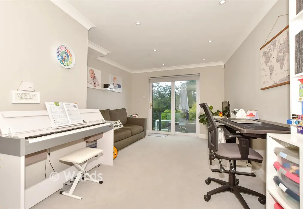 Family Room - High Ridge, Seabrook, Hythe, Kent - Wards of Kent