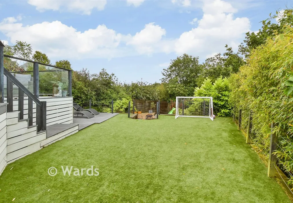 Rear Garden - High Ridge, Seabrook, Hythe, Kent - Wards of Kent