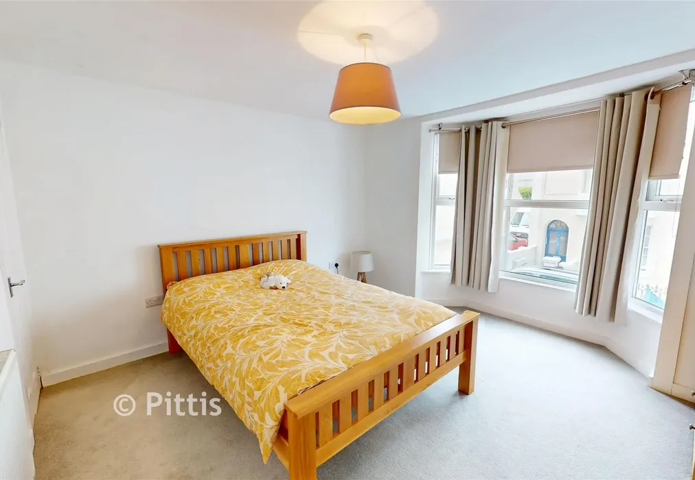 Bedroom 1 - Nelson Street, Ryde, Isle of Wight - Wards of Kent