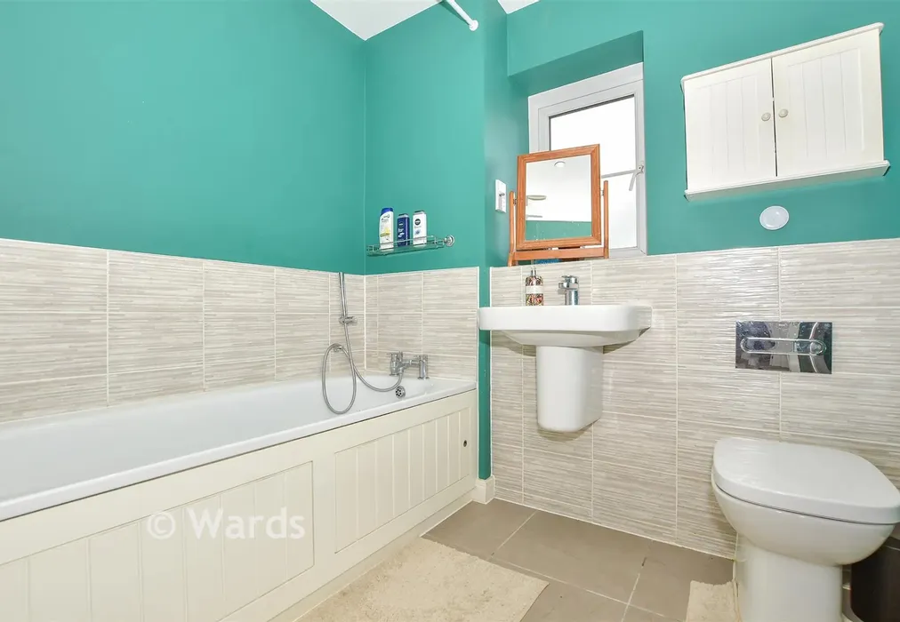Bathroom - Percival Way, Otham, Maidstone, Kent - Wards of Kent