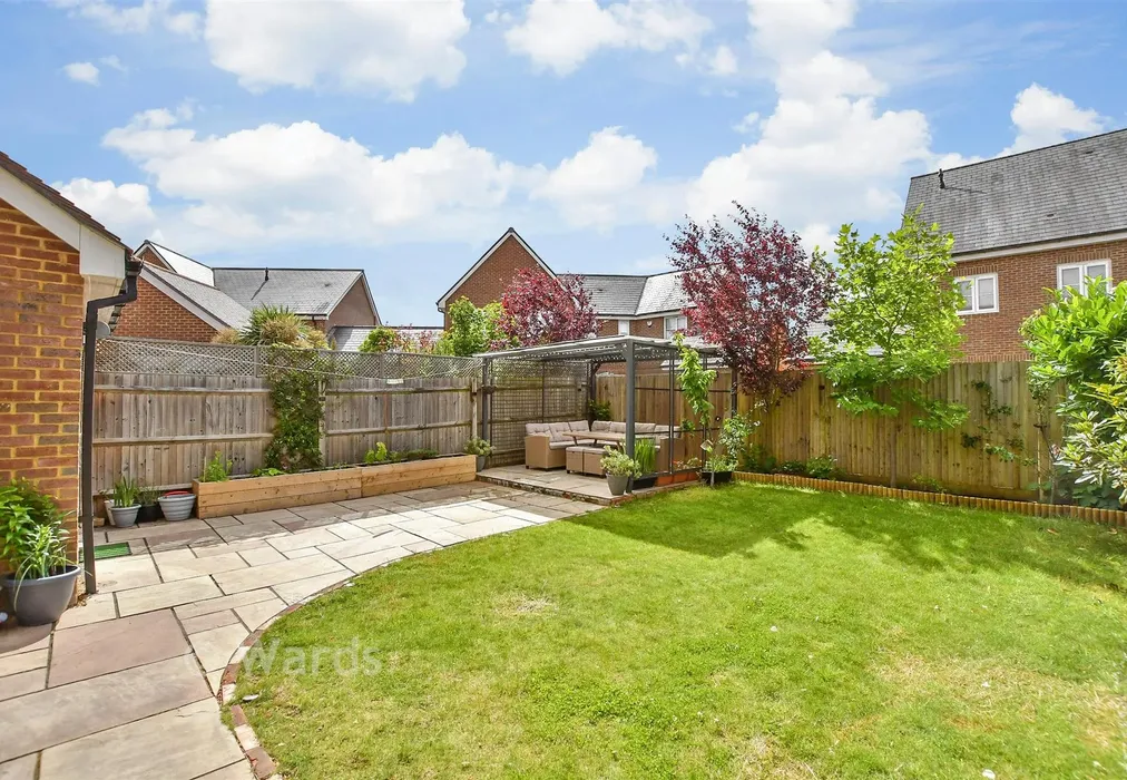 Rear Garden - Percival Way, Otham, Maidstone, Kent - Wards of Kent