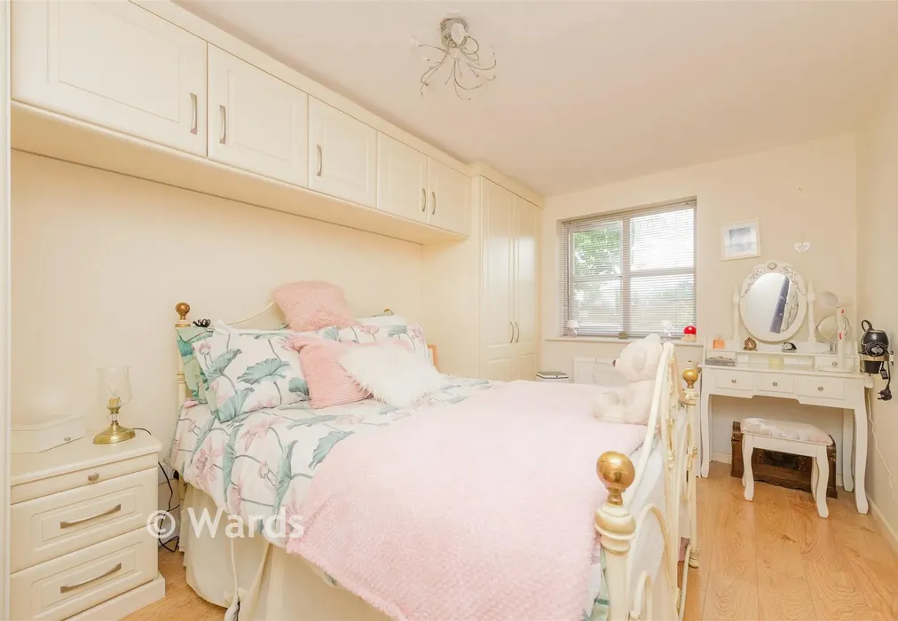 Bedroom 1 - St. Edmund's Road, Dartford, Kent - Wards of Kent