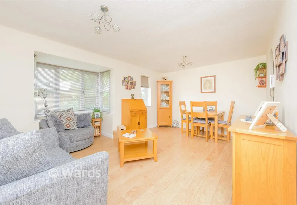 Lounge - St. Edmund's Road, Dartford, Kent - Wards of Kent