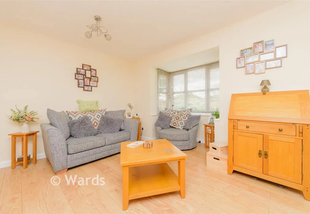 Lounge - St. Edmund's Road, Dartford, Kent - Wards of Kent