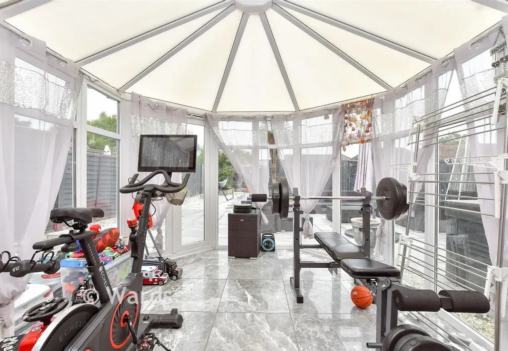 Conservatory - Keycol Hill, Bobbing, Sittingbourne, Kent - Wards of Kent
