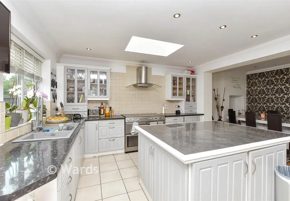 Kitchen/Breakfast Area - Keycol Hill, Bobbing, Sittingbourne, Kent - Wards of Kent