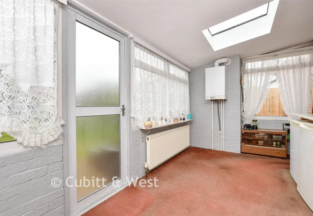 Garden Room - Fir Road, Sutton, Surrey - Wards of Kent