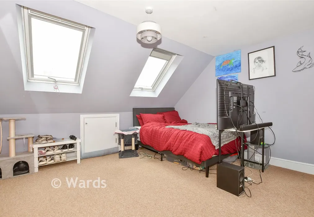 Bedroom 1 - Hubble Drive, Maidstone, Kent - Wards of Kent