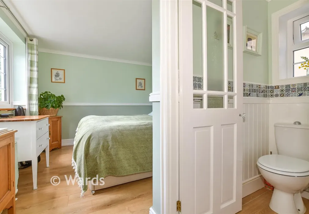 Internal Lifestyle Photograph - Beacon Way, Lympne, Kent - Wards of Kent