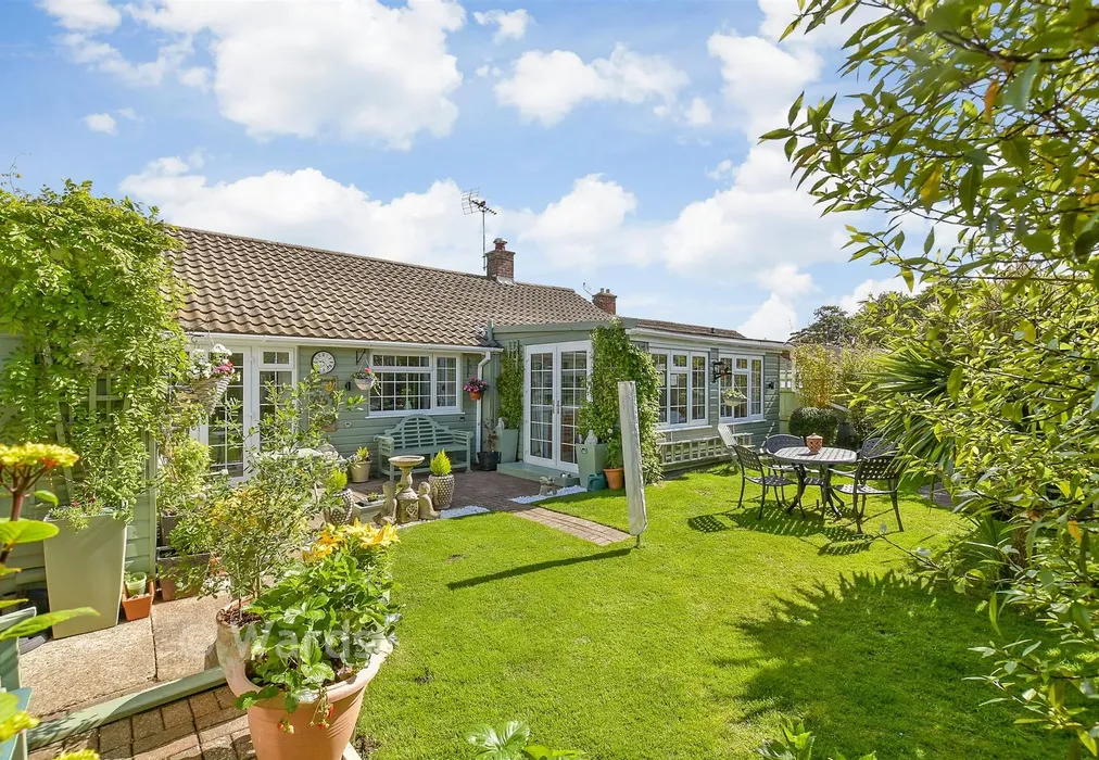 Rear Elevation - Beacon Way, Lympne, Kent - Wards of Kent