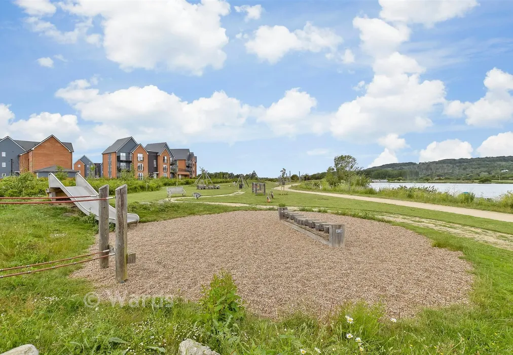 Surrounding Area - Woodpecker Way, Hythe, Kent - Wards of Kent