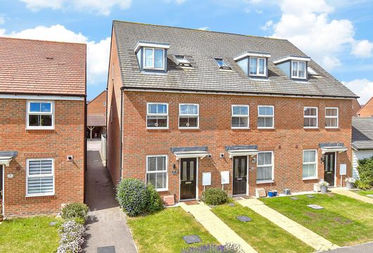 Woodpecker Way, Hythe, Kent - Wards of Kent