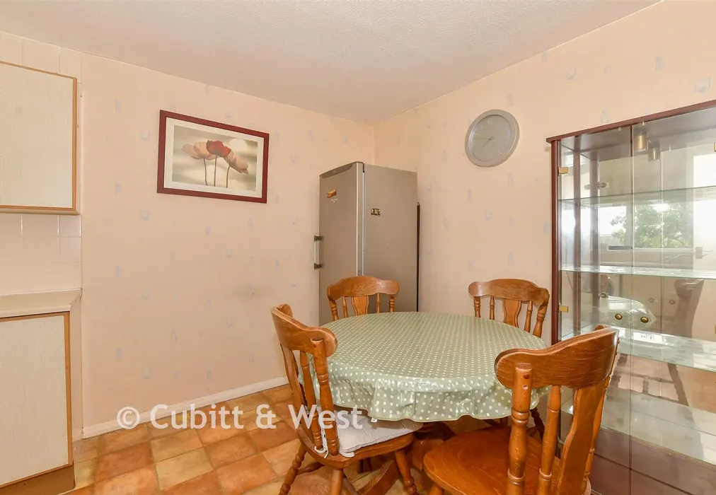 Kitchen/ Dining Room - Wheatcroft, Littlehampton, West Sussex - Wards of Kent