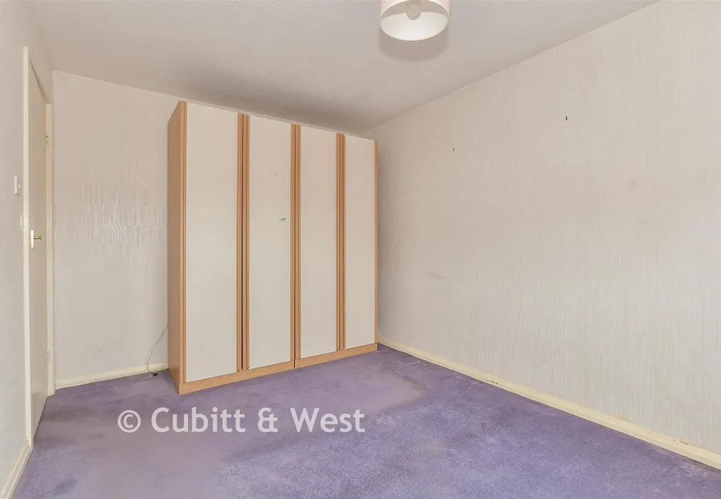 Bedroom 2 - Wheatcroft, Littlehampton, West Sussex - Wards of Kent