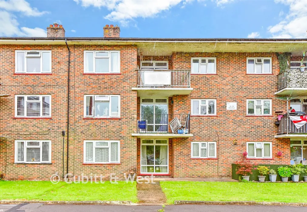 External (Web) 1 - Milton Road, Waterlooville, Hampshire - Wards of Kent