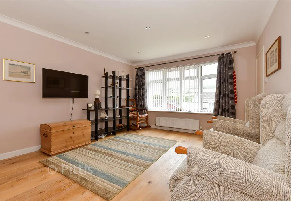 Lounge/ Dining Room - Stenbury View, Wroxall, Isle of Wight - Wards of Kent