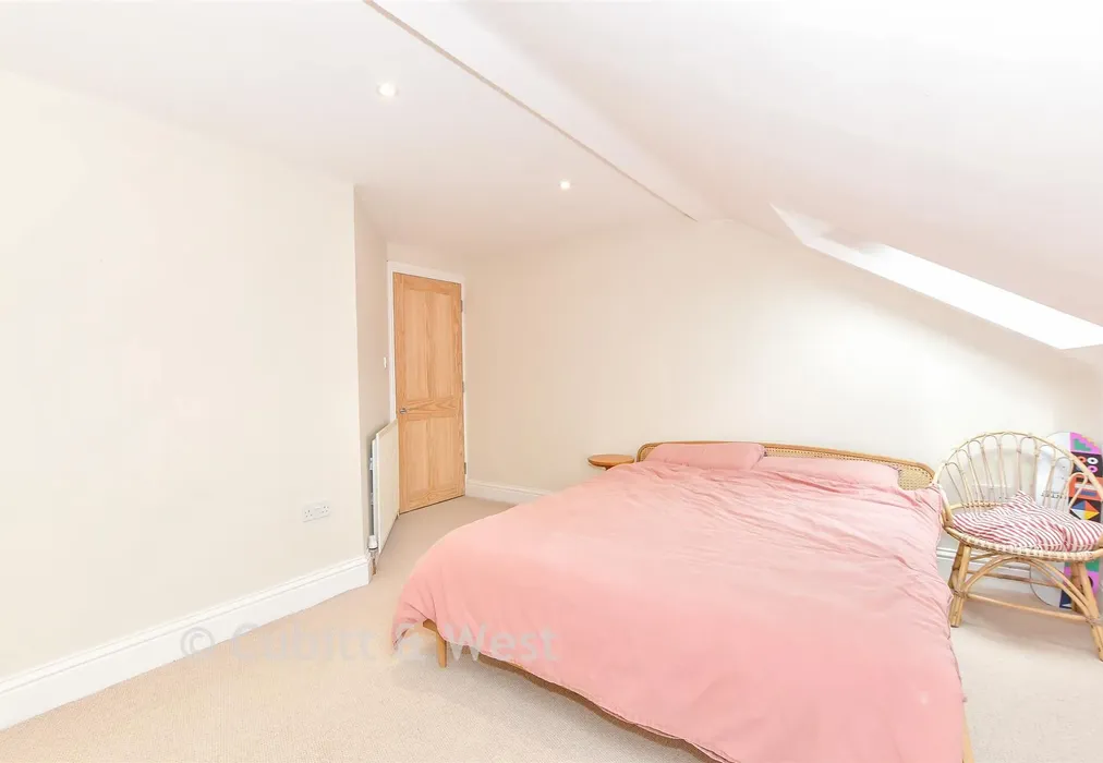 Bedroom 4 - Fawcett Road, Southsea, Hampshire - Wards of Kent