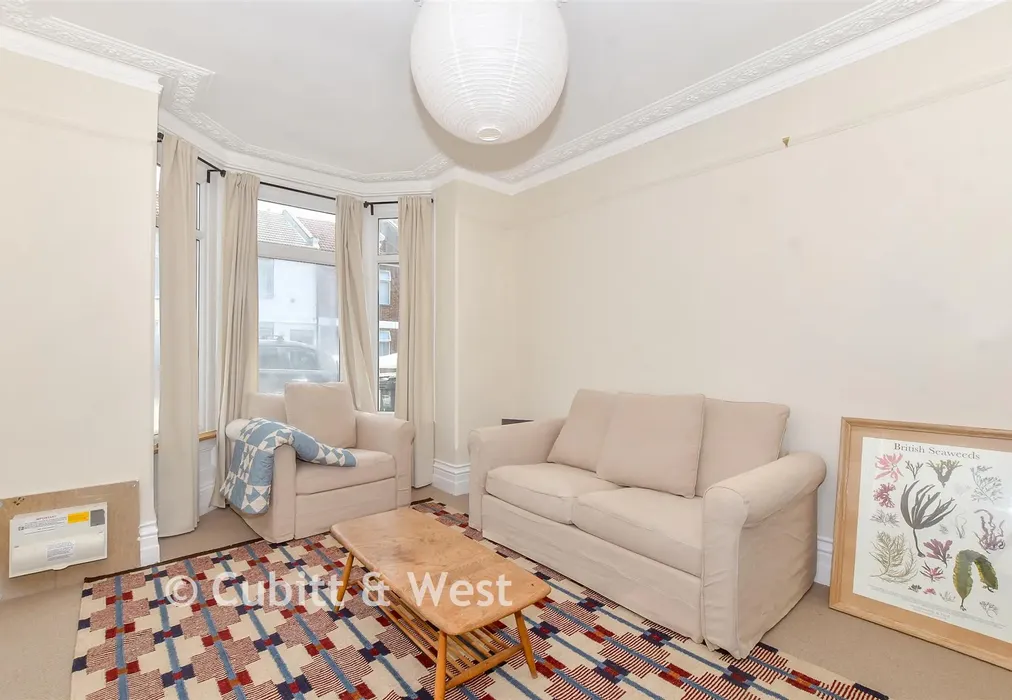 Lounge - Fawcett Road, Southsea, Hampshire - Wards of Kent