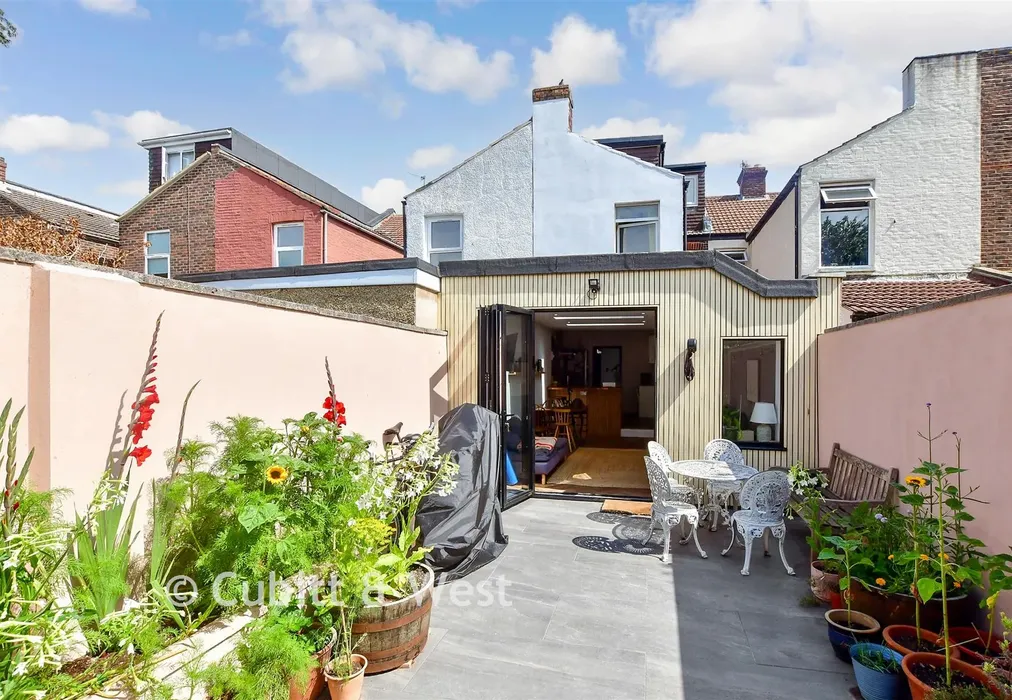 Rear Garden - Fawcett Road, Southsea, Hampshire - Wards of Kent