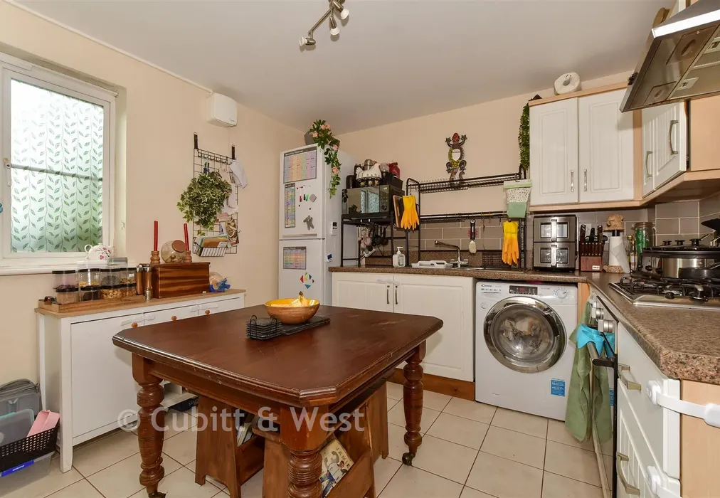 Kitchen/Diner - Deer Way, Horsham, West Sussex - Wards of Kent