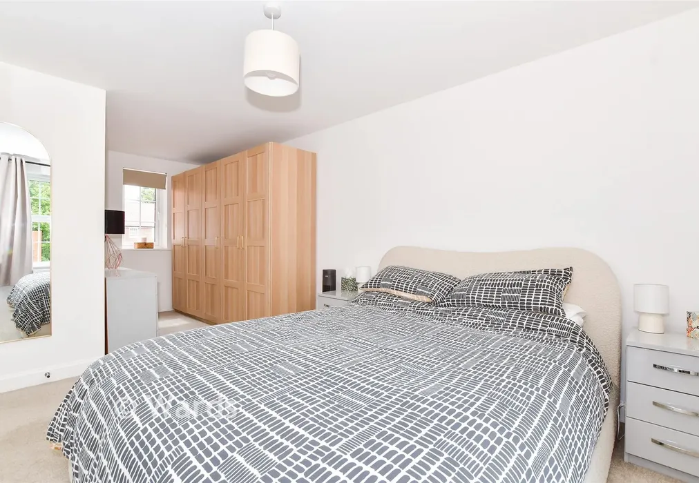 Bedroom 1 - Beatrix Drive, Aylesford, Kent - Wards of Kent