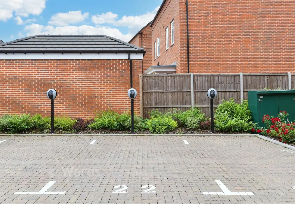 Driveway/Parking - Beatrix Drive, Aylesford, Kent - Wards of Kent