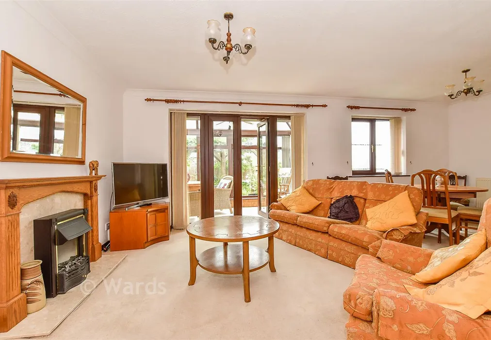 Lounge/ Diner - Megan Close, Lydd, Kent - Wards of Kent