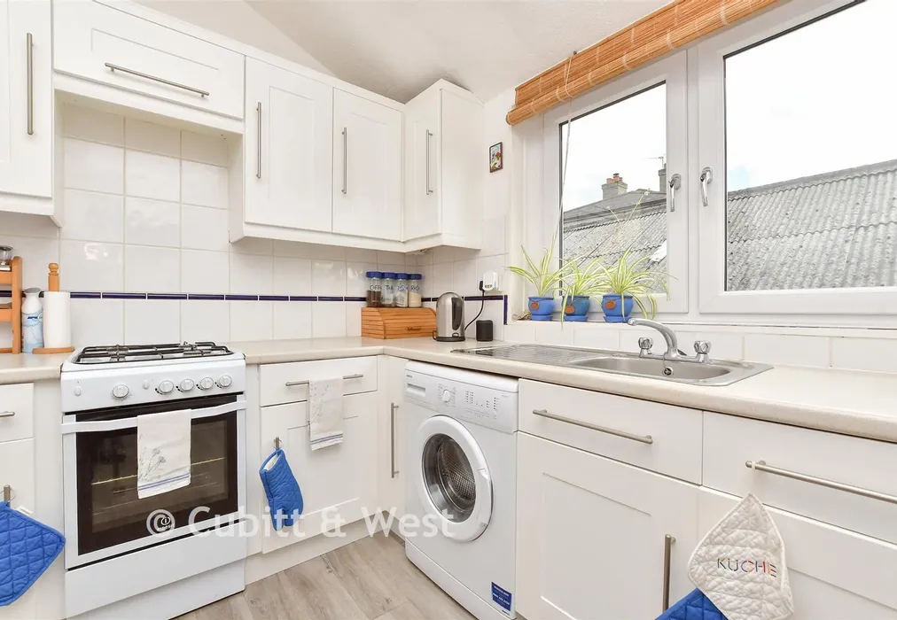 Kitchen / Diner - Carshalton Grove, Sutton, Surrey - Wards of Kent
