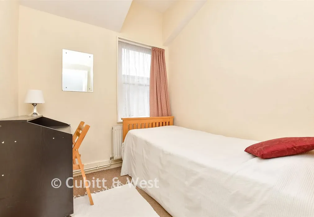 Bedroom 2 - Carshalton Grove, Sutton, Surrey - Wards of Kent