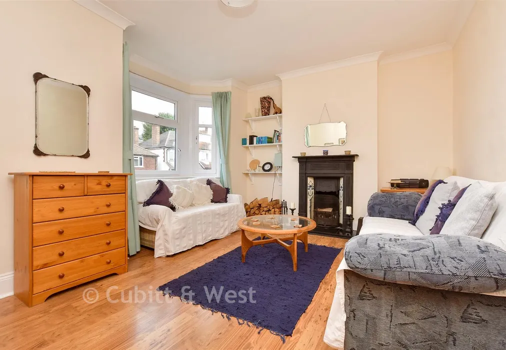 Lounge - Carshalton Grove, Sutton, Surrey - Wards of Kent