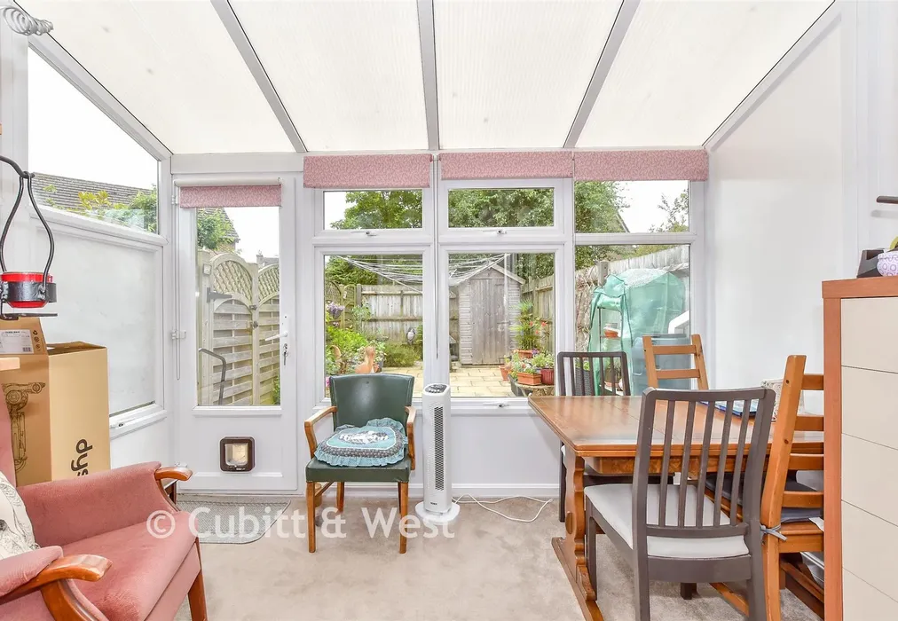 Conservatory - The Smithy, Waterlooville, Hampshire - Wards of Kent