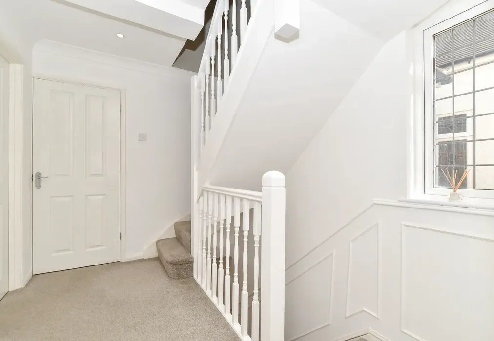  - Gubbins Lane Romford RM3 - Wards of Kent