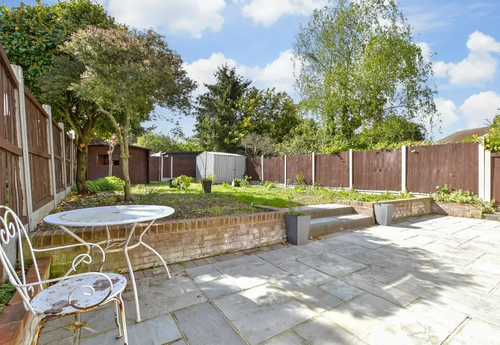 - Gubbins Lane Romford RM3 - Wards of Kent
