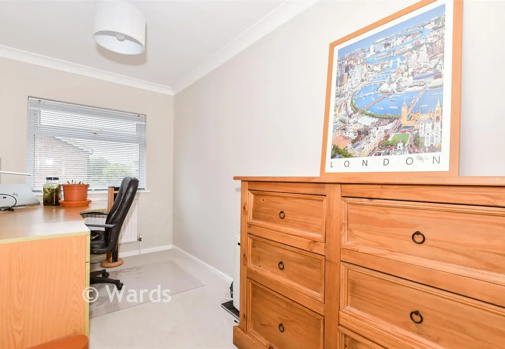 Bedroom 3 - Pembroke Road, Coxheath, Maidstone, Kent - Wards of Kent