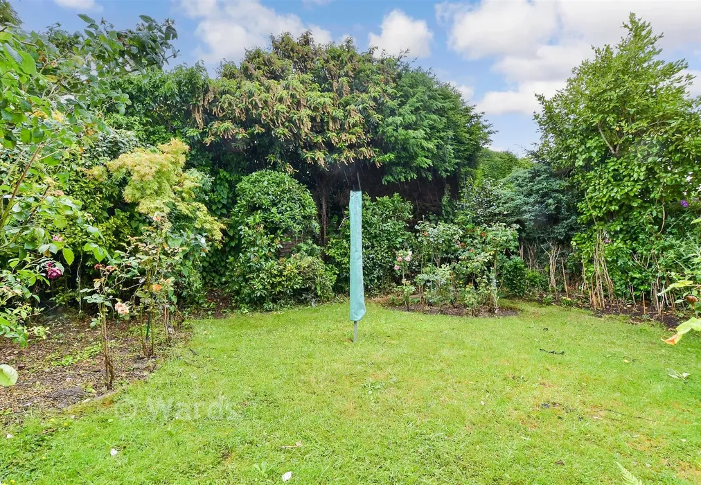 Rear Garden - Georgian Drive, Coxheath, Maidstone, Kent - Wards of Kent