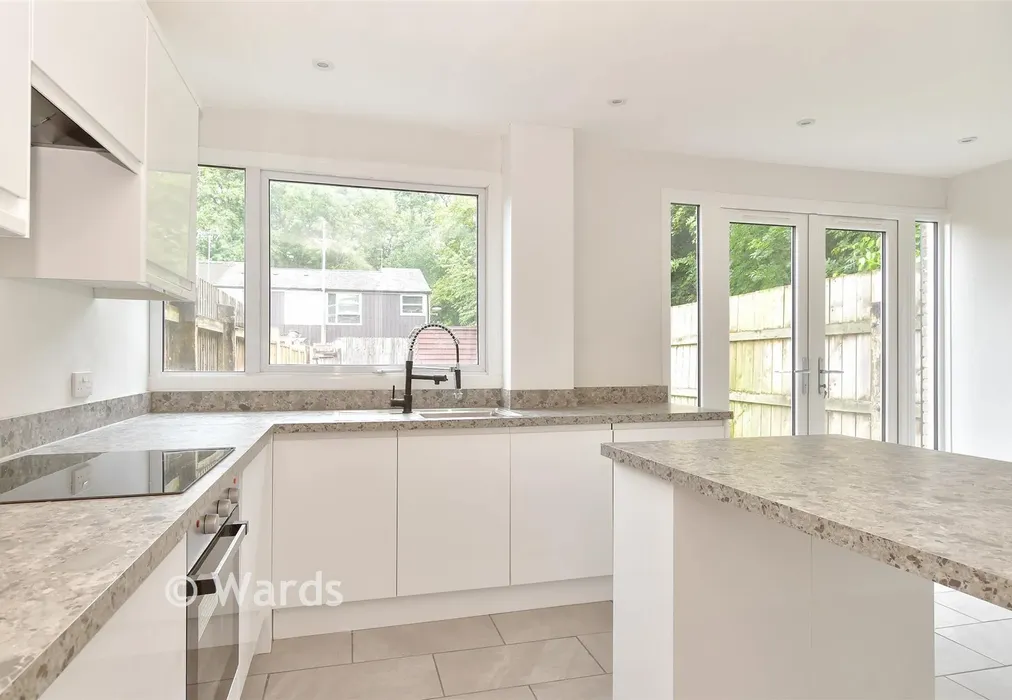 Kitchen - Millfield, New Ash Green, Kent - Wards of Kent