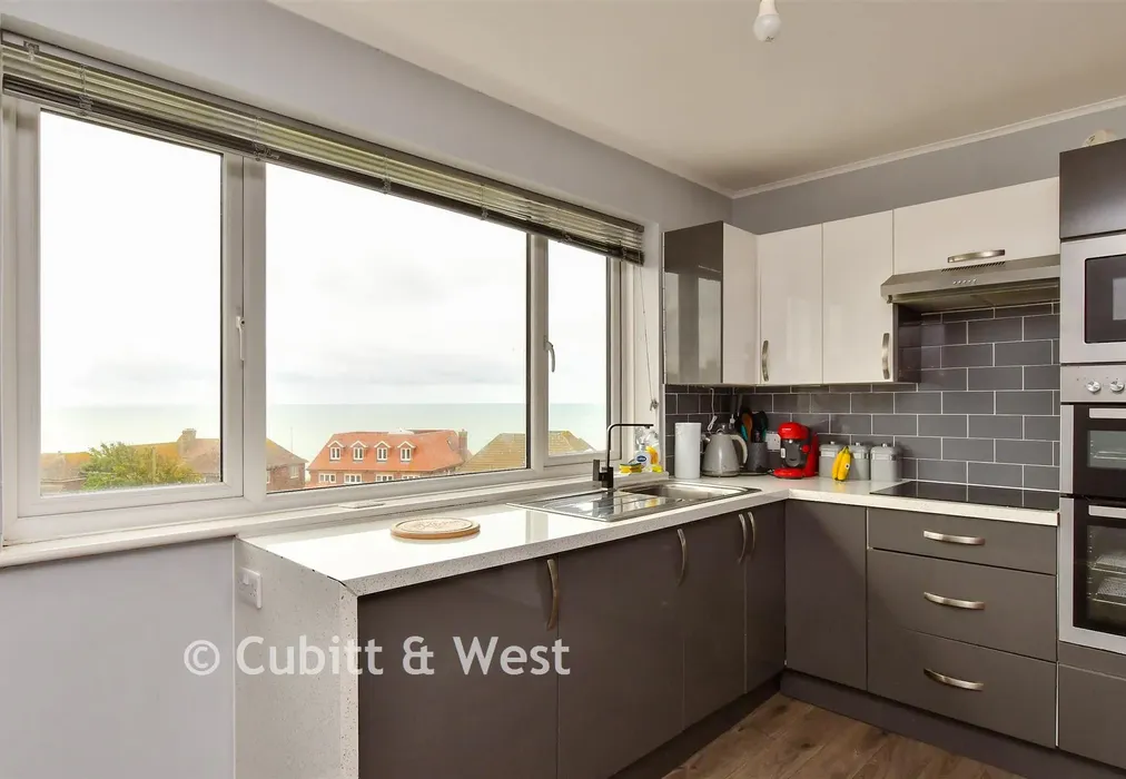 Lounge/ Kitchen - Longridge Avenue, Saltdean, Brighton, East Sussex - Wards of Kent