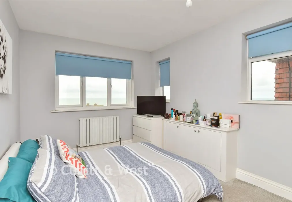 Bedroom - Longridge Avenue, Saltdean, Brighton, East Sussex - Wards of Kent