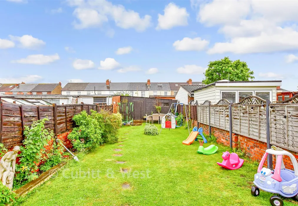 Rear Garden - Allcot Road, Portsmouth, Hampshire - Wards of Kent