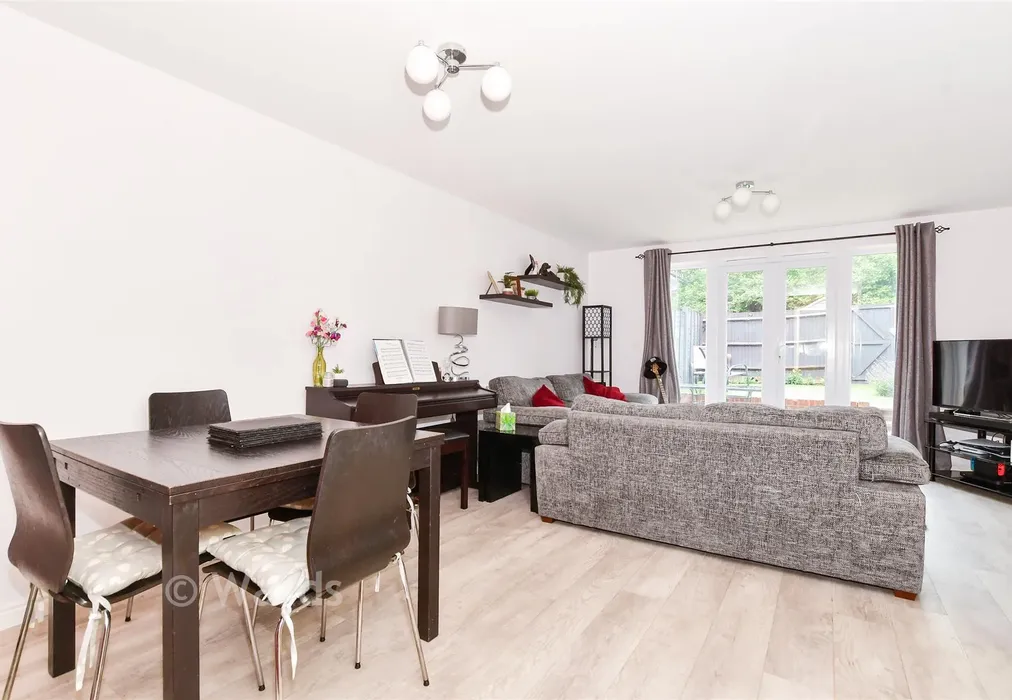 Lounge/Diner - Roman Way, Boughton Monchelsea, Maidstone, Kent - Wards of Kent
