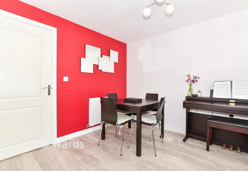 Lounge/Diner - Roman Way, Boughton Monchelsea, Maidstone, Kent - Wards of Kent