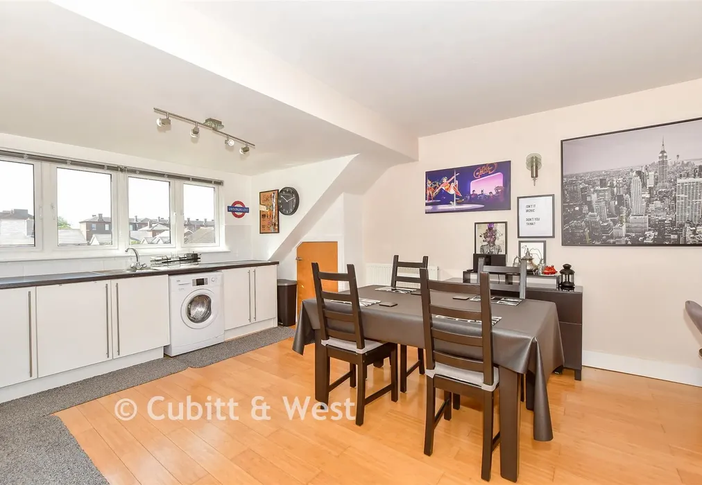 Lounge/Kitchen - Henderson Road, Southsea, Hampshire - Wards of Kent